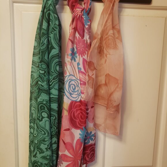 Spring Colorful Scarfs - Picture 3 of 4